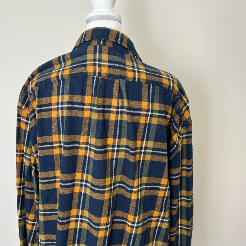 ! J. Crew Flannel. Slim fit men’s shirt